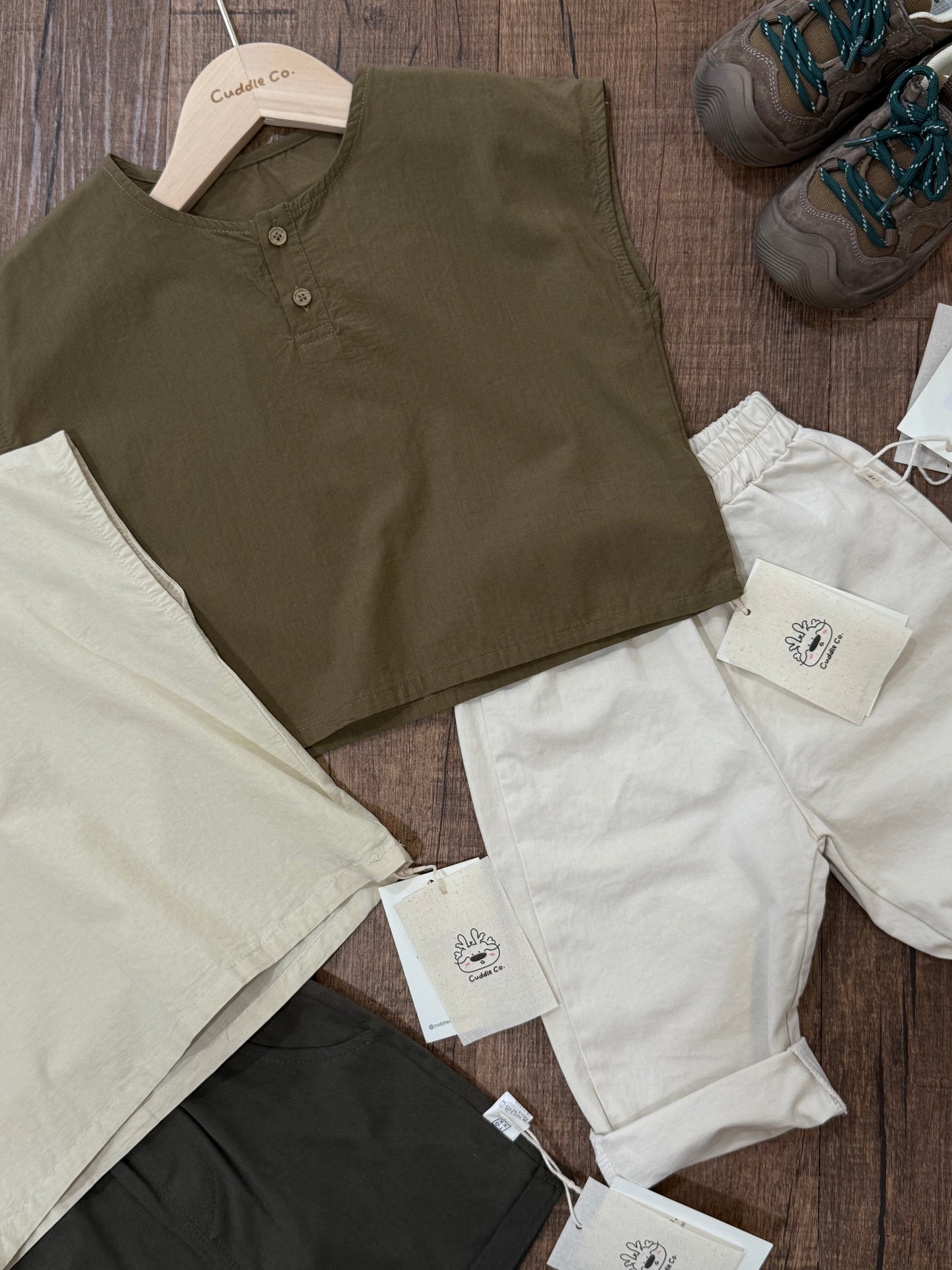 Casual Sleeveless Shirt