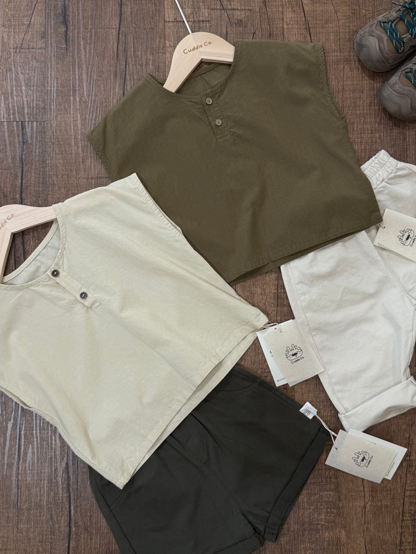 Casual Sleeveless Shirt