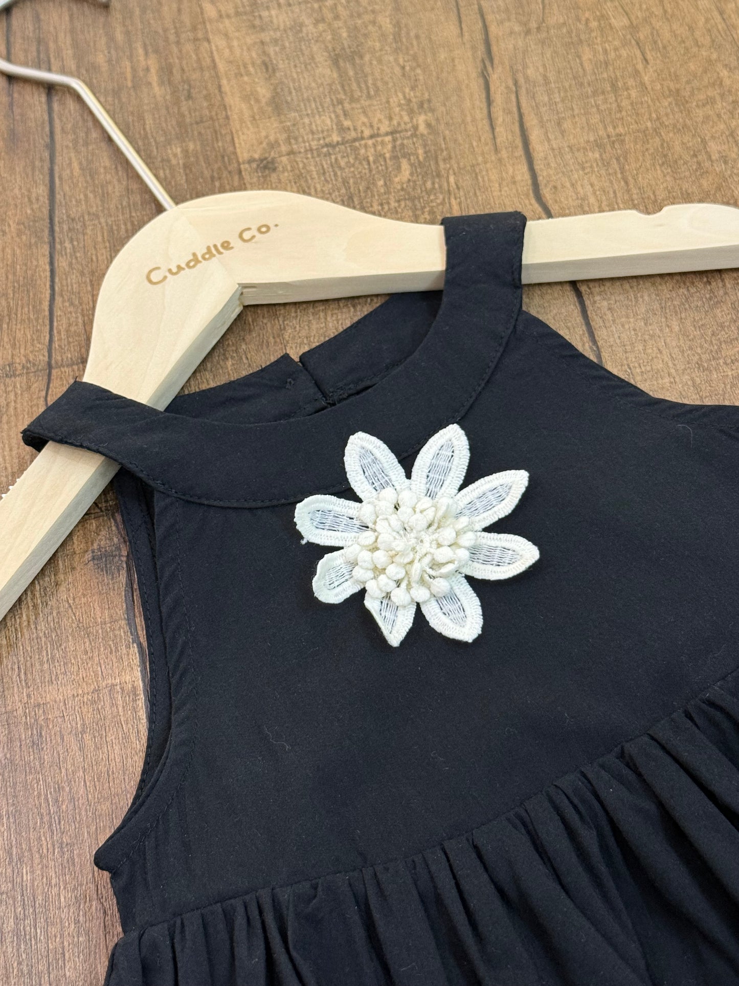 Bloom in black