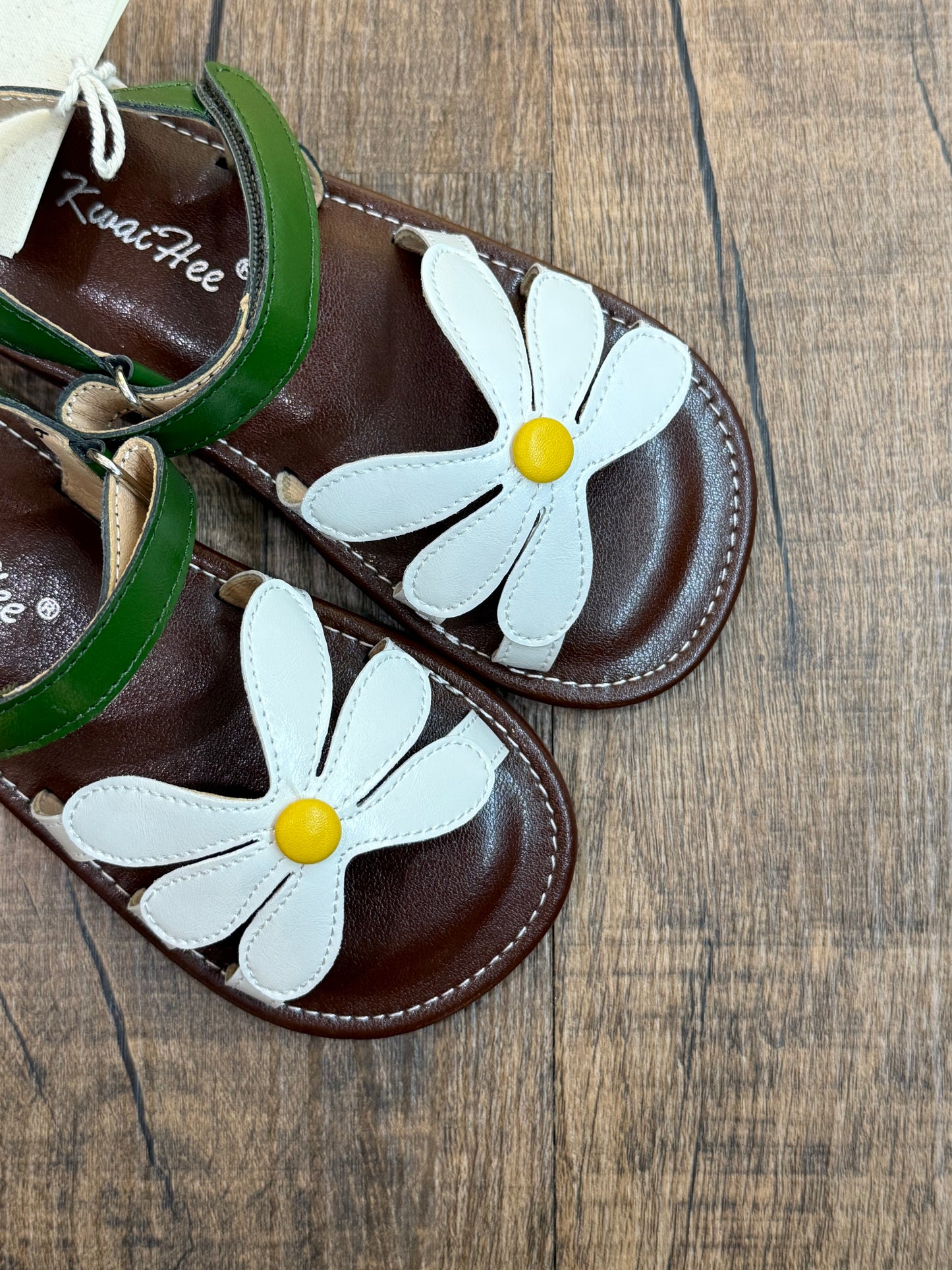 Little bloom Sandals